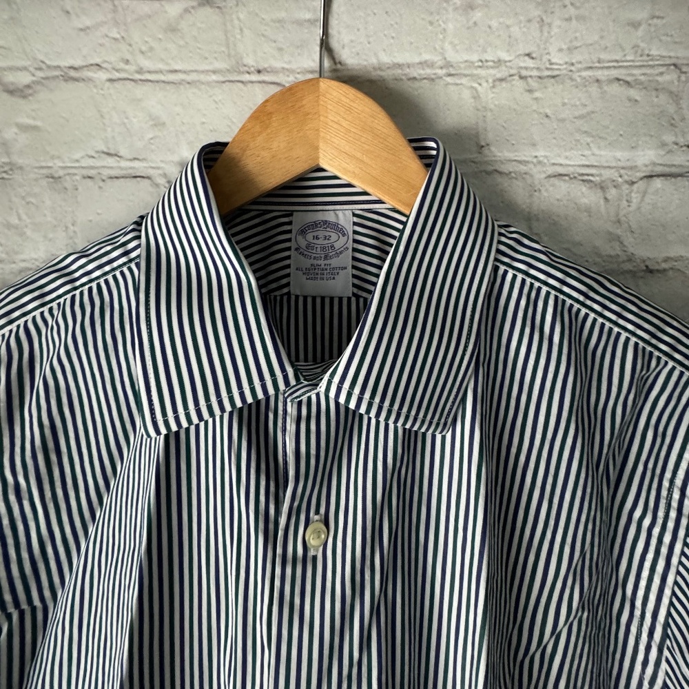 Brooks Brothers Dress Shirt Made in USA-tagged 16-32 slim fit